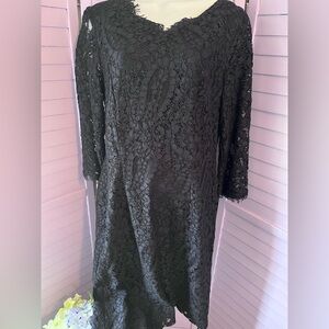 Talbots dark navy blue lined Lace Shift Dress - Women size 6. 18” ptp. 19”sleeve